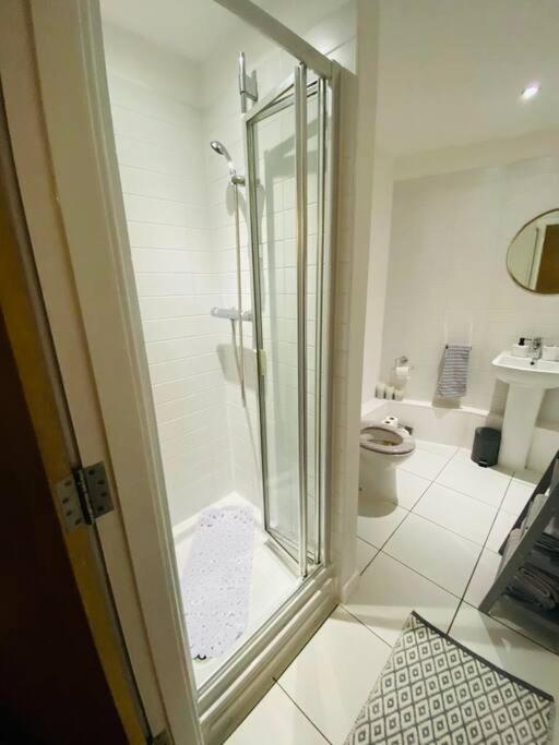 Liverpool City Centre Modern Apartment Fits 6 People Exteriör bild